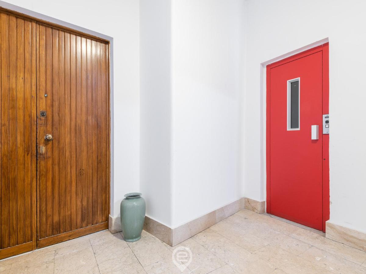 Garibaldi Central Apartment Каляри Екстериор снимка